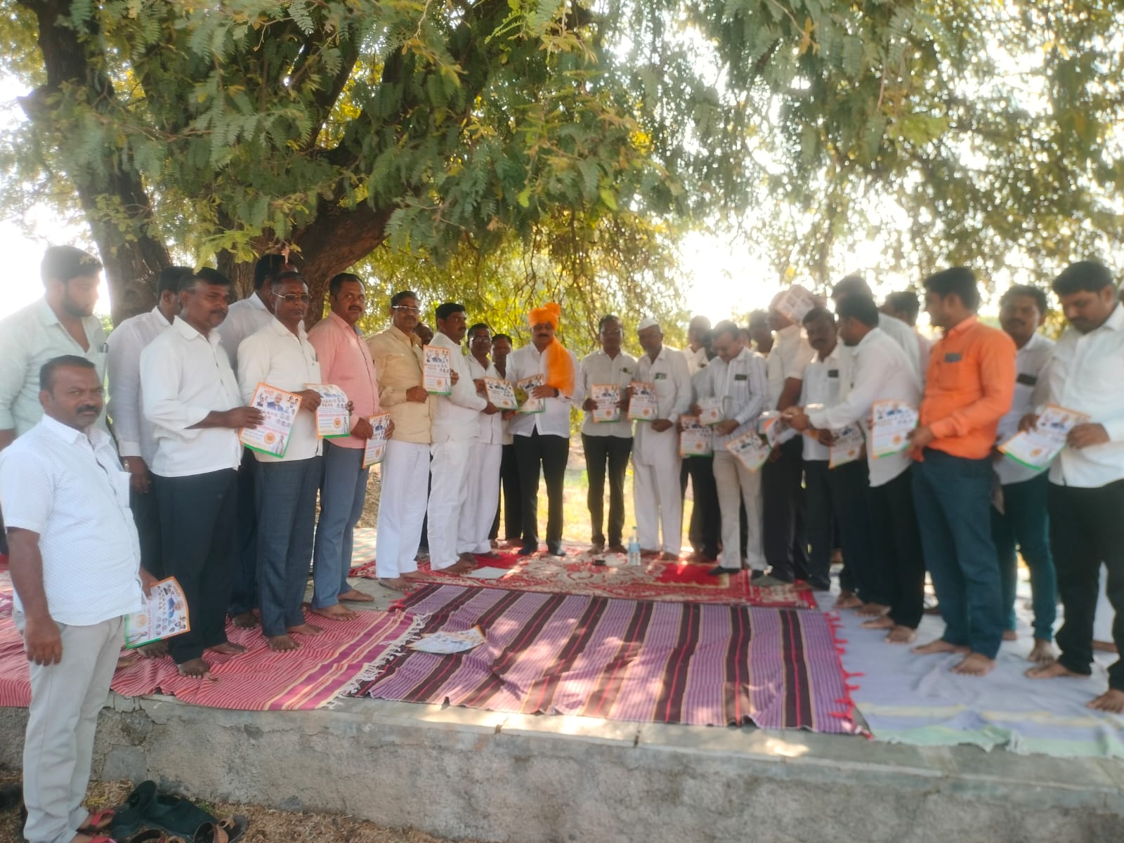 MLA Sanjay Shinde campaign tour in Takli Pomalwadi Hingani areas in Karmala