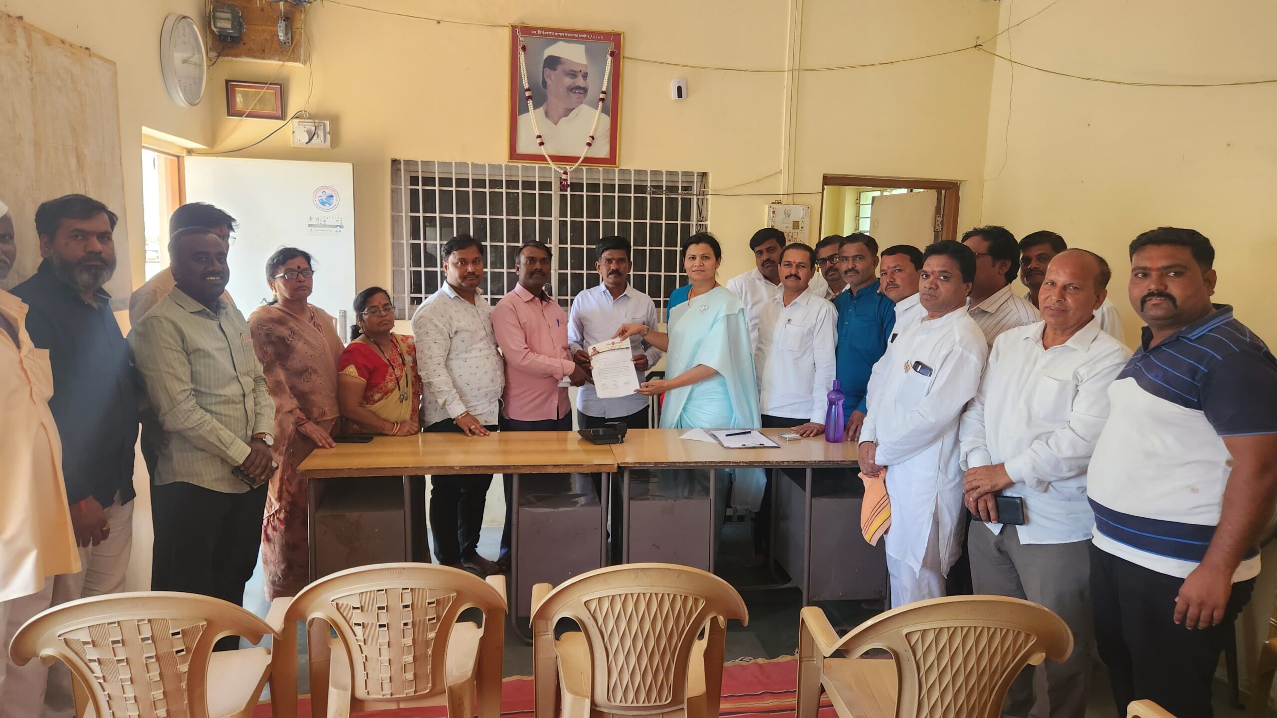 Dalit Federation supports Mahayuti candidate Nimbalkar