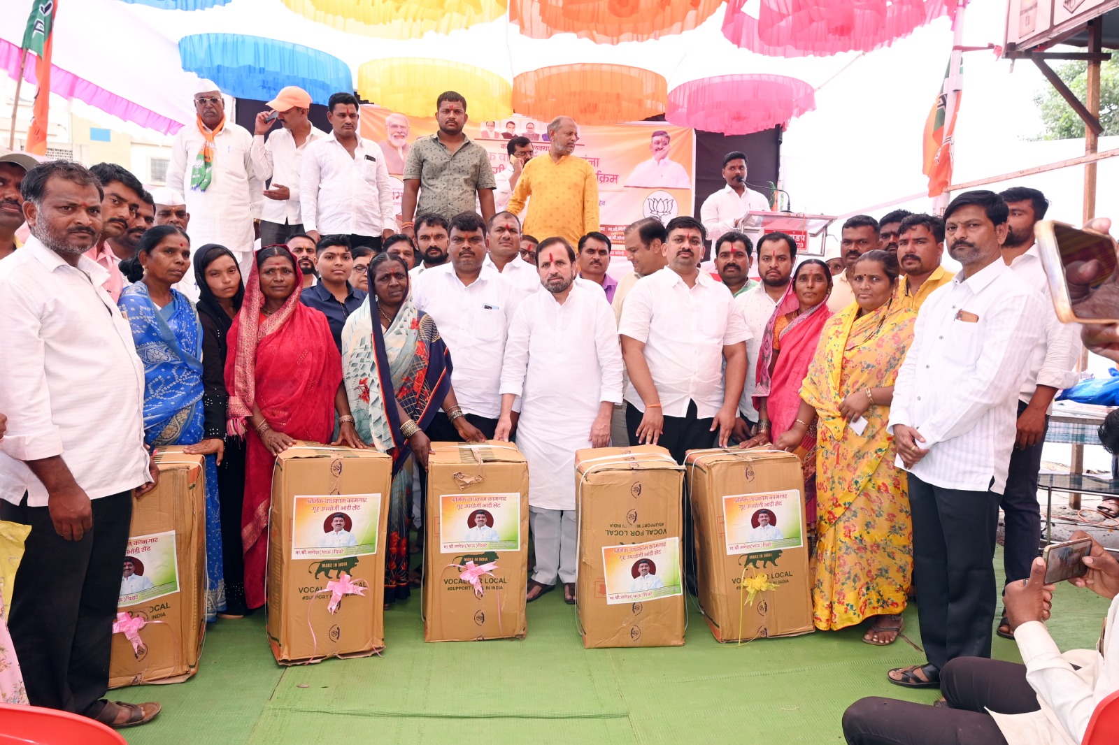 Distribution of household utensil sets to 300 workers in Karmala