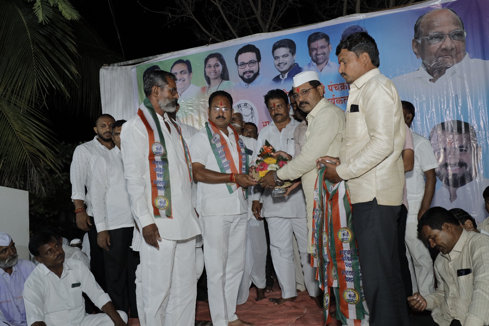 Sarpanch of Shelgaon along with grandmothers of Saunde Hisare and ex members support Patil