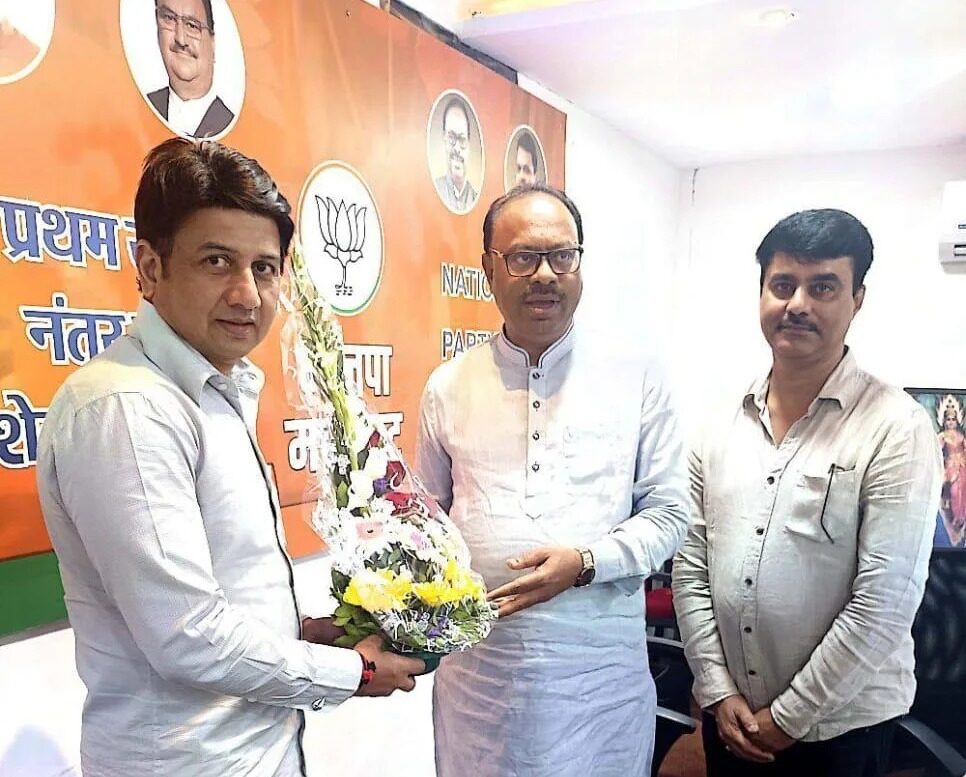 MLA Ranjitsinh Mohite Patil met BJP state president Chandrashekhar Bavnkule