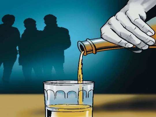 जीन मैदान परिसरात दारू विक्री करणाऱ्याविरुद्ध गुन्हा दाखल